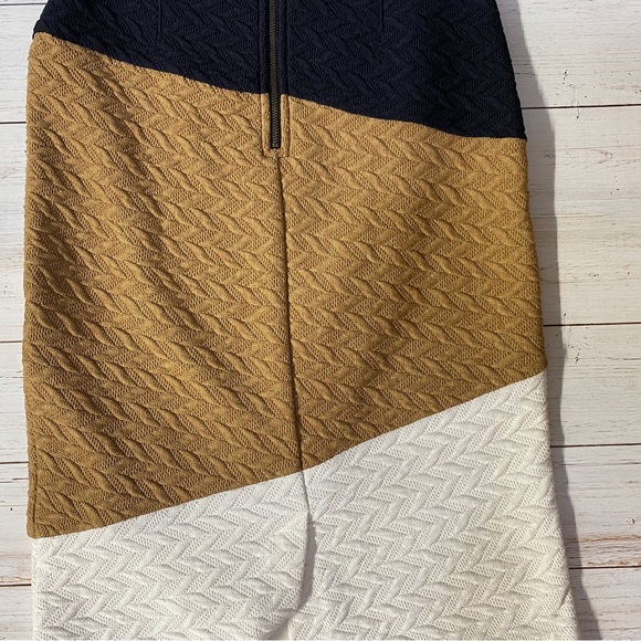 NWOT Anthropologie Colour Block Knit Skirt | size 02 - Picture 7 of 8